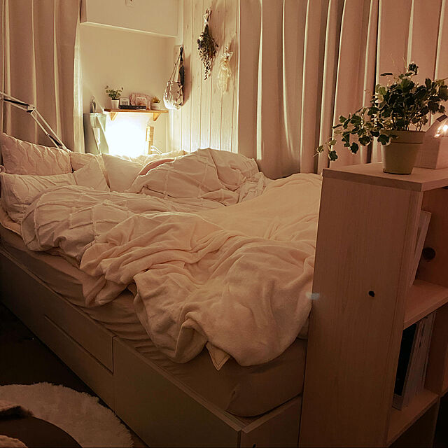 motimadoのニトリ-セミダブルベッドフレーム(ジオ チェスト40J WW) の家具・インテリア写真