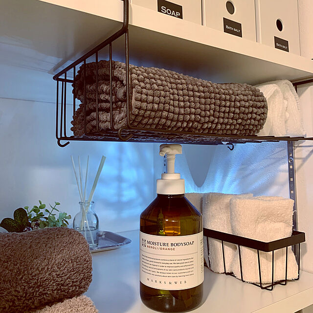 yasuyo66の小林製薬-サワデー香るスティック SAVON(サボン) やさしいホワイトサボンの香り 芳香剤 部屋用 本体 70mll ルームフレグランスの家具・インテリア写真