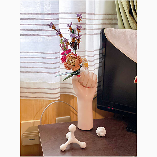 maiyokoyamaの-DOIY ガール パワー Girl Power 花瓶（White）の家具・インテリア写真