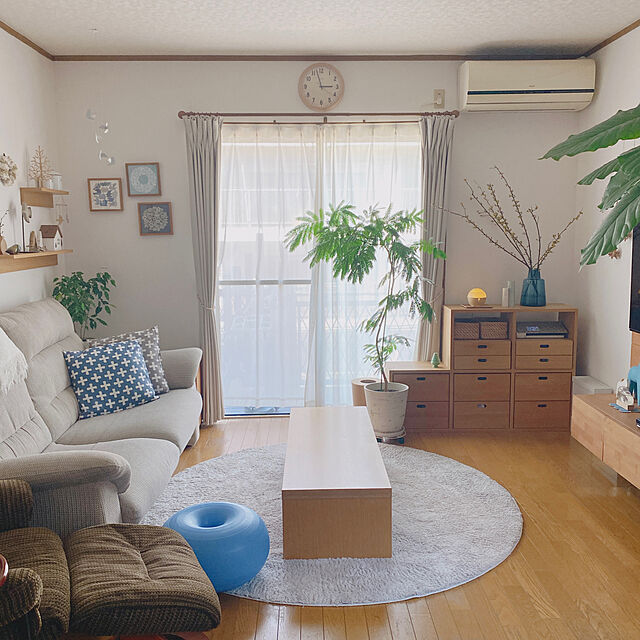 yukaの-クッションカバー 45×45cm 北欧 おしゃれ 綿・麻 クックスホーム 『リスト』 [ブルー/グレー]の家具・インテリア写真