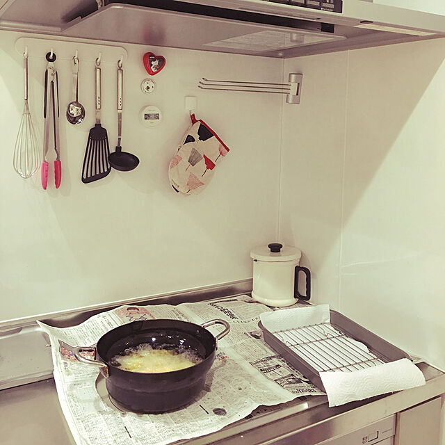 TON23の-富士ホーロー 1.5Lオイルポット ホワイト OP-1.5C・W (調理 製菓道具 まんまる堂)の家具・インテリア写真