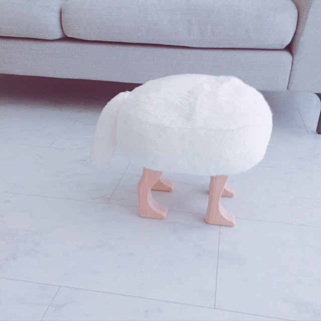 YAMAの-ANIMAL STOOL（アニマルスツール） フォックスホワイト Sサイズ 匠工芸〔TAKUMI〕×アッシュコンセプト〔h-concept〕 かわいい/スツール 木製/椅子/オットマン/チェア おしゃれ /送料無料 想いを繋ぐ百貨店【TSUNAGU】の家具・インテリア写真