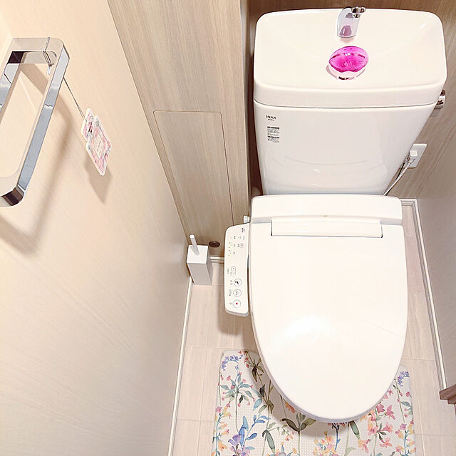 enjoyのニトリ-拭けるトイレマット(フロル) の家具・インテリア写真