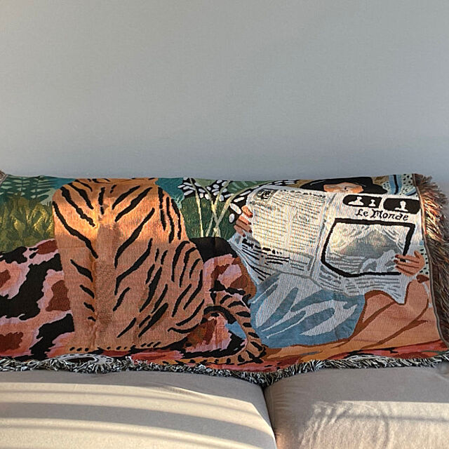 wilson_kehのPeel Forest-Peel Forest アメリカン雑貨 タイガー マルチカバー ラグ おしゃれ かわいいトラと女の子 ブランケット 130X160cm………の家具・インテリア写真
