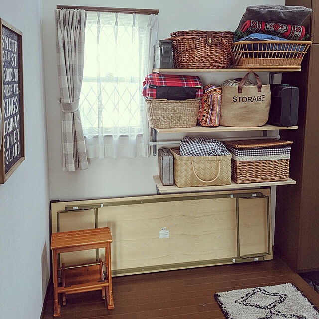 dadaの-約60×90cm（ベルギー製ウィルトン織りマット〈アニュラ〉） ベージュケイ 【通販】の家具・インテリア写真