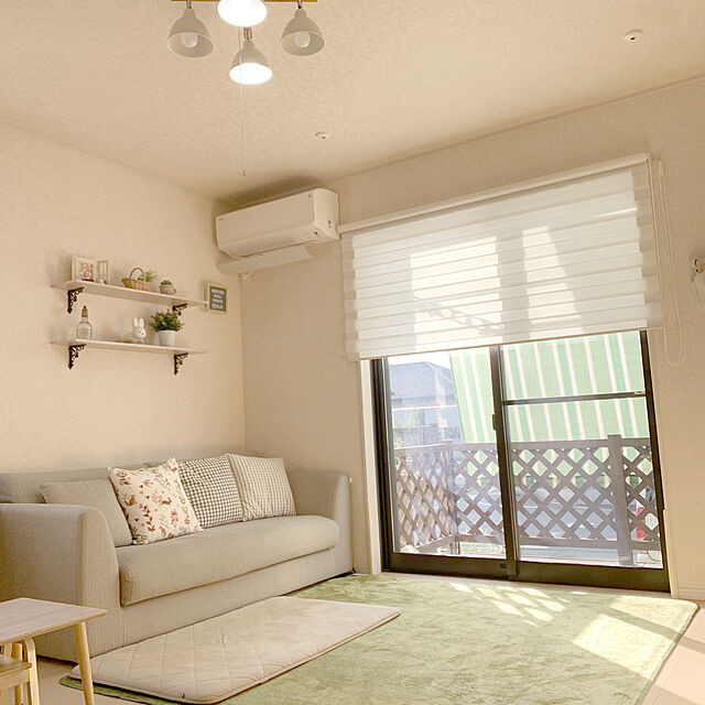 Minoriのニトリ-調光ロールスクリーン(コンビ3WH165X220) 幅165×丈220cm 正面付け 天井付け カーテンレール付け 間仕切り の家具・インテリア写真