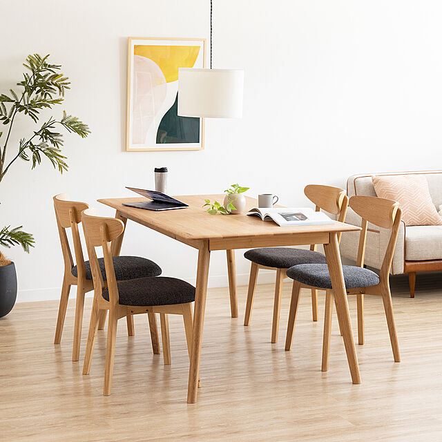 kurashi-designの-ダイニングチェア ホワイトオーク無垢材 天然木 食卓椅子 オシャレ 北欧 カジュアルの家具・インテリア写真