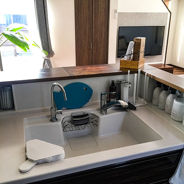 keryomamの山崎実業-浮かせる フタ付き三角コーナー アクア ホワイトの家具・インテリア写真