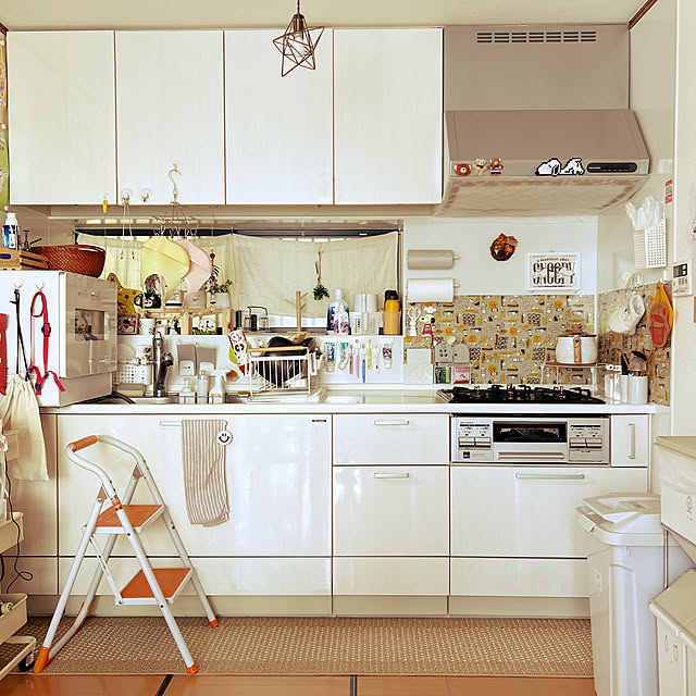 enotasoの友和商会-オカ (OKA) 優踏生 洗いやすいキッチンマット ベージュ 約45cm×240cm (洗える 台所マット ロング おしゃれ 日本製 ずれない すべり止め)の家具・インテリア写真