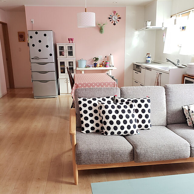 saのニトリ-布張り3人用ソファ(マイスBE/LBR) の家具・インテリア写真