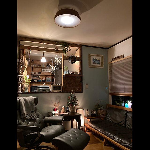 ponzuのAmpoule-Ampoule 天然木 シーリングライト 照明 おしゃれ LEDシーリングライト 天然木 リビング ダイニング 寝室 ナチュラル シンプル 照明器具 8畳 10畳 リモコン Avaros アヴァロスの家具・インテリア写真