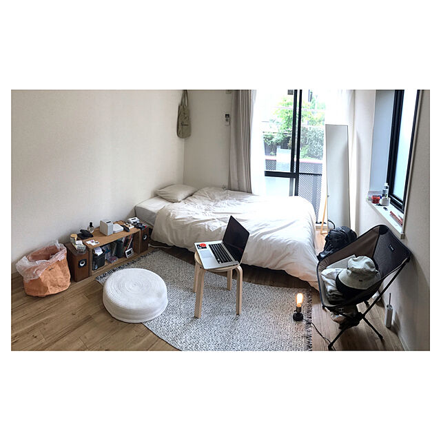 hitori_gurashi_の三吉-ベッドフレーム すのこ セミダブル SD W123 幅123cm すのこベッド 無垢材 ベッド パイン材 木 ヘッドレス 北欧 シンプル ナチュラル MTS-098の家具・インテリア写真