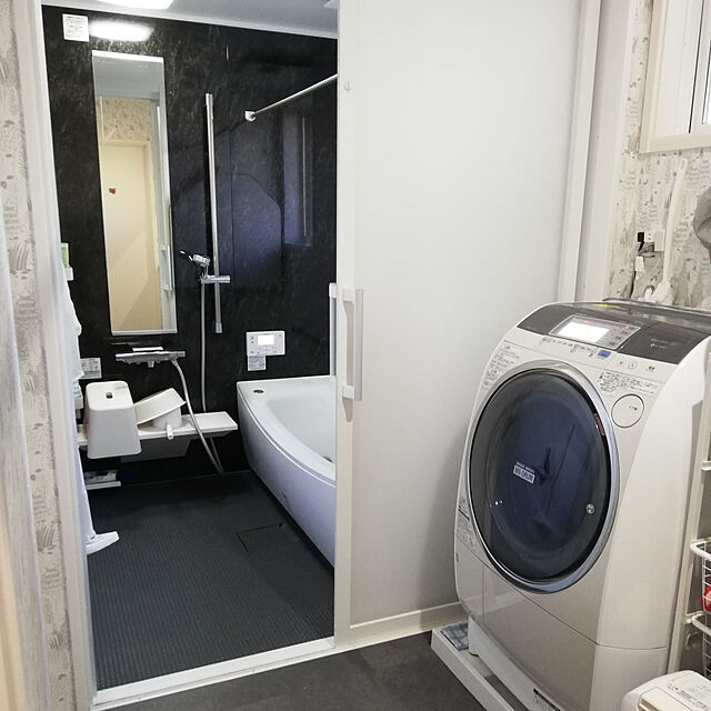 fumitanの日立グローバルライフソリューションズ-日立(HITACHI) デシカント式衣類乾燥除湿機 （〜14畳） HJS-D562 (HJSD562)の家具・インテリア写真