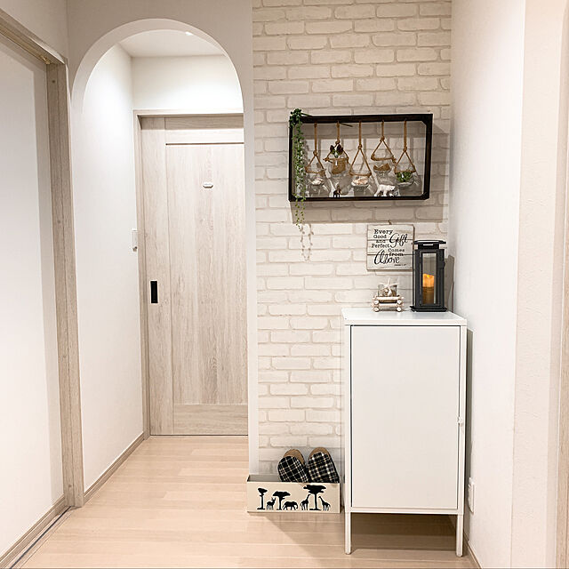 bon1116のイケア-【IKEA -イケア-】HALLAN -ヘッラン- キャビネット ロッカー 2本脚 ホワイト 29 cm (903.636.33)の家具・インテリア写真