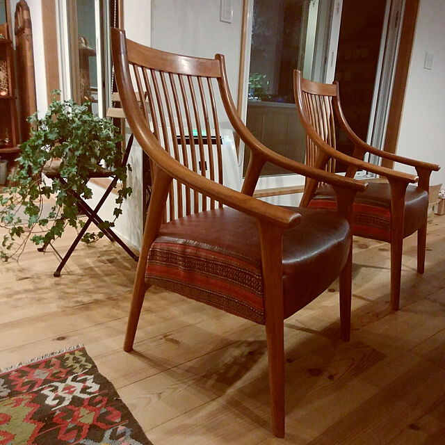 misakiの-オールドキリム・エルズルム/セッジャーデ200×124cmミフラープと生命の樹の家具・インテリア写真