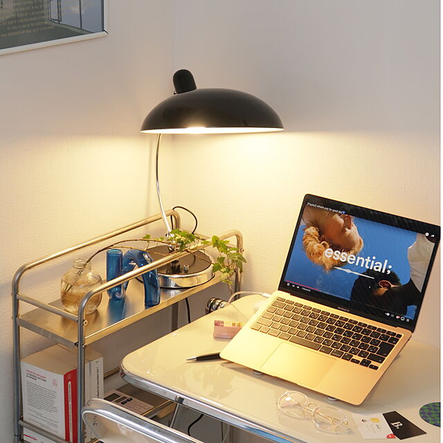 BauhausJapanのBauhaus Japan-【Bauhaus Japan】Bauhaus desk lamp/デスクランプ/テーブルランプ/リビング照明/寝室照明/デスク照明の家具・インテリア写真