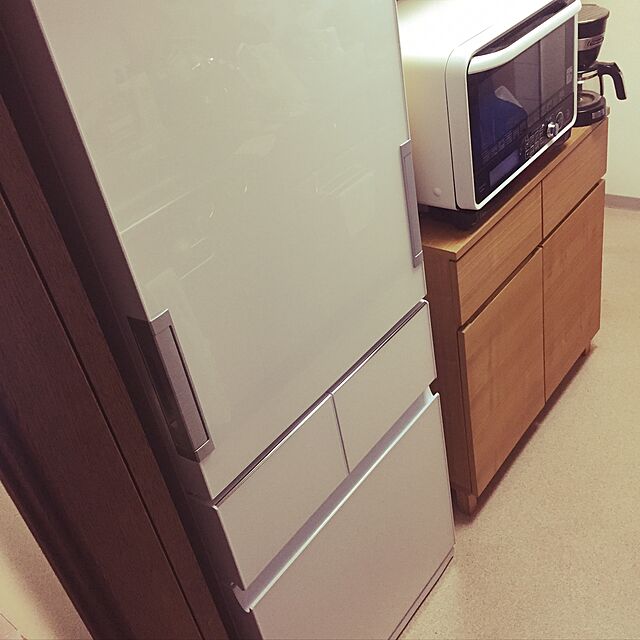 akitoshiのシャープ-シャープ 冷蔵庫 スリムメガフリーザー プラズマクラスター搭載 415L ピュアホワイト SJ-GT42C-Wの家具・インテリア写真