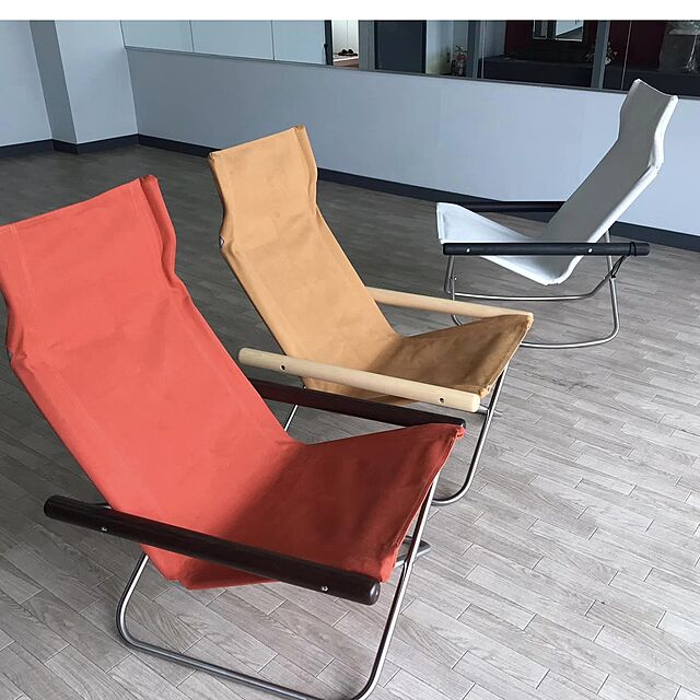furniture-directの藤栄-ニーチェアX　折りたたみ椅子　リラックスチェア　新居猛デザイン 　グッドデザイン賞の椅子　組み立て式　の家具・インテリア写真
