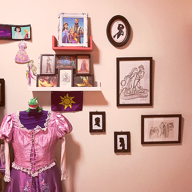 DuckyMOMONAのディズニーストア-ディズニーストア（公式）メモ帳 ダイカット ラプンツェル ドレス Princess Partyの家具・インテリア写真