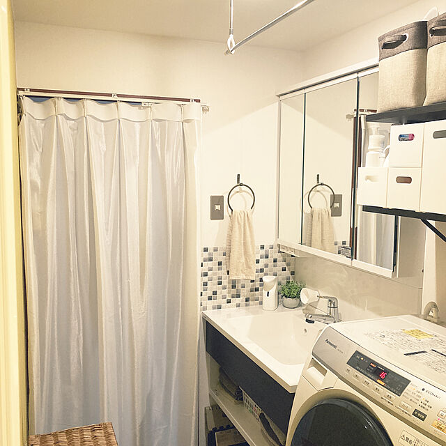 coochanのニトリ-ミラー・花粉キャッチレースカーテン(キャッチCグリップ 100X176X2) の家具・インテリア写真