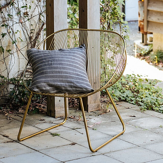 Rumoの-ガーデンチェア おしゃれ アイアン 椅子 チェアー ゴールド ブラック カフェインテリアの家具・インテリア写真