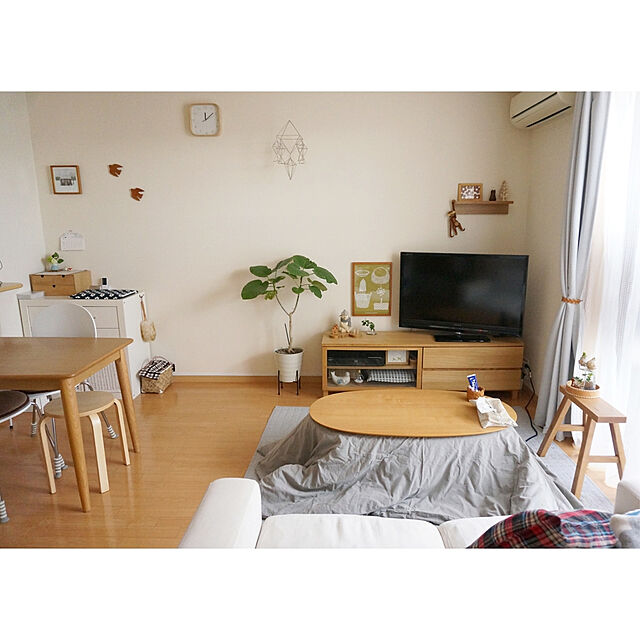 shima_shimaの無印良品-ソファ本体・２シーター・ワイドアーム・ダウンフェザーポケットコイルクッションの家具・インテリア写真