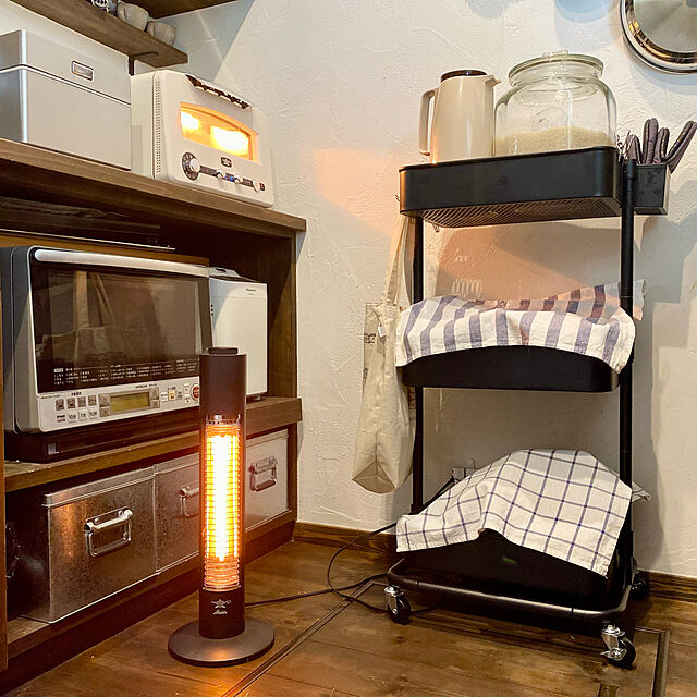 capelのニトリ-高さが調整できるスチールワゴン トロリ2(BK) キッチンワゴン キッチンラック の家具・インテリア写真