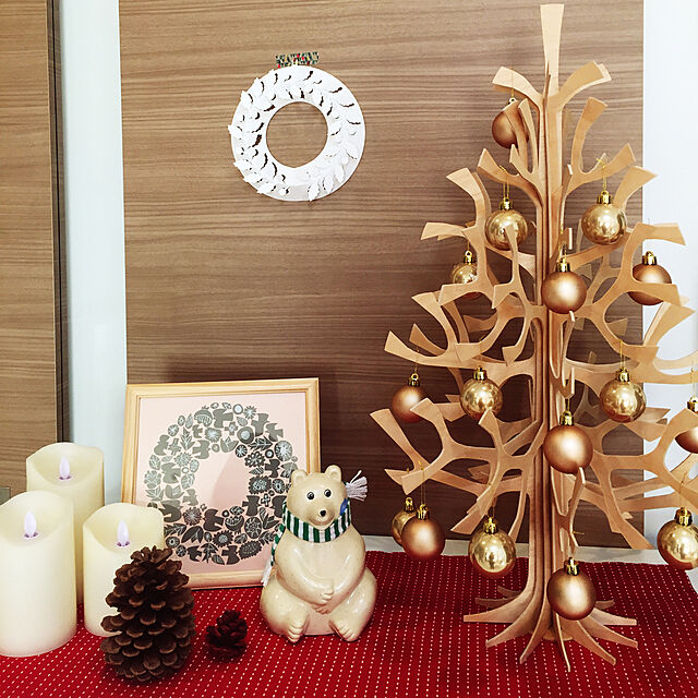 Noricoの-北欧 lovi クリスマスツリー 60cm/三角M/ナチュラルウッド[ lovi クリスマスツリー キット/北欧 ヒンメリと]の家具・インテリア写真