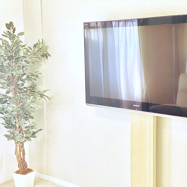 AQUAの株式会社ナカムラ-EQUALS イコールズ テレビ台 自立型テレビスタンド WALL S1 ハイタイプ 32～80V対応 ウォールナットの家具・インテリア写真