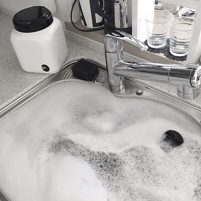 amipamaの-OXO　オクソー　ワンプッシュ　パームブラシ （ キッチンブラシ 鍋 食器洗い シンク 水回り 清掃 ）の家具・インテリア写真
