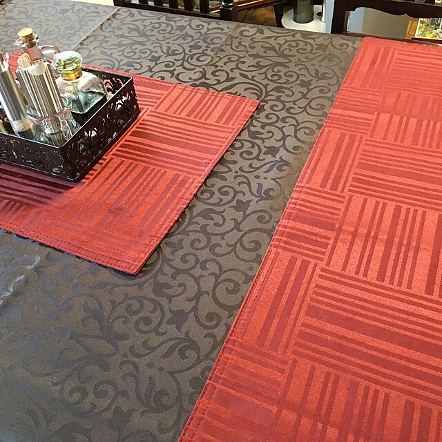 his_rainの-【VEGATEX】ベガ　食卓を飾るテーブルクロス[ファブリック] ジェイドテーブルセンター　大きさ30×130cmの家具・インテリア写真