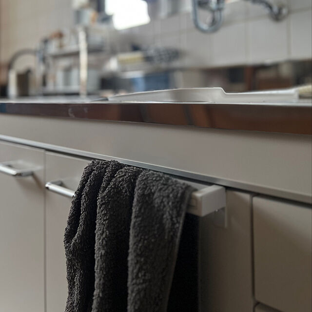 Kuniの-洗い桶 おしゃれ リベラリスタ ウォッシュタブ 食器洗い キッチン シンク すすぎ つけ置き スクエア 四角 白 赤の家具・インテリア写真
