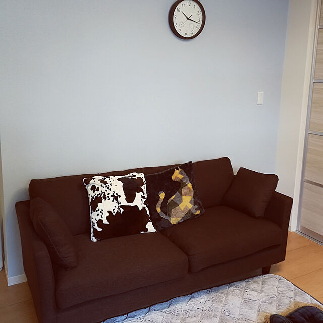 sakutsubaのニトリ-３人用ソファ(ローエン DBR(DB)) の家具・インテリア写真
