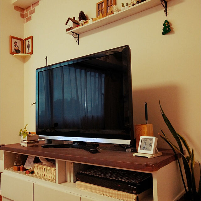 tomoの東芝-TOSHIBA 32V型 ハイビジョン液晶テレビ REGZA 32S5の家具・インテリア写真