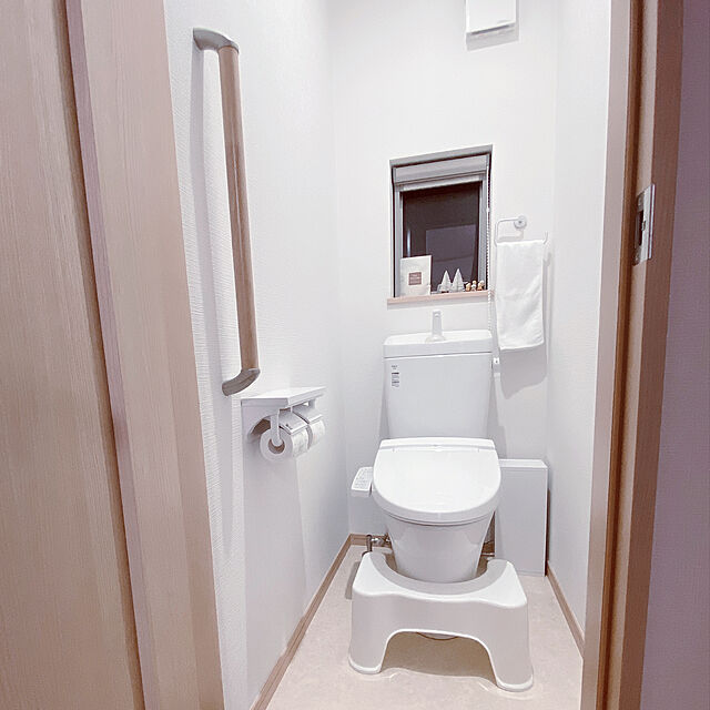CoMeの-トイレ用品収納ボックス お掃除用品収納ラック トイレブラシ付き スリム コンパクトの家具・インテリア写真