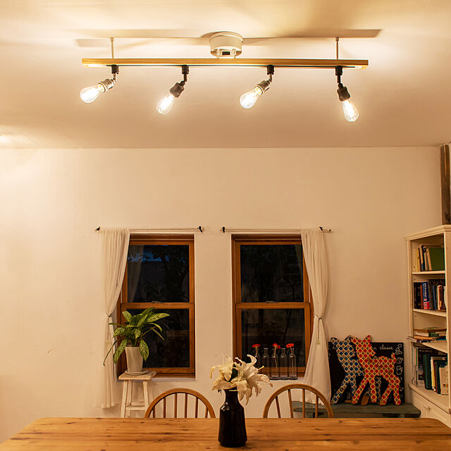 AmpouleのAmpoule-Ampoule シーリングライト 照明 おしゃれ ダクトレール ライティングレール 天然木 リビング ダイニング 寝室 北欧 ナチュラル インダストリアル ウォールナット Asenta アセンタの家具・インテリア写真
