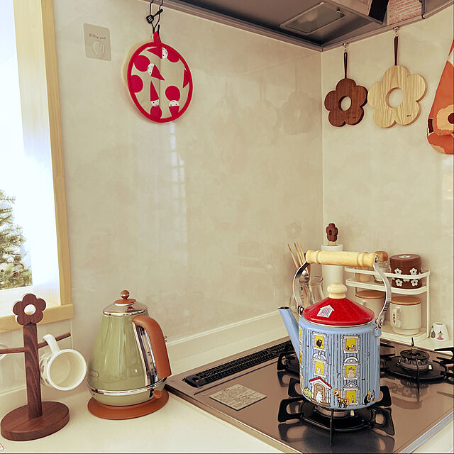 mgの富士ホーロー-ムーミン ケトル kettle ムーミンハウス 2.0L IH 対応 MOH-2.0K 富士ホーローの家具・インテリア写真