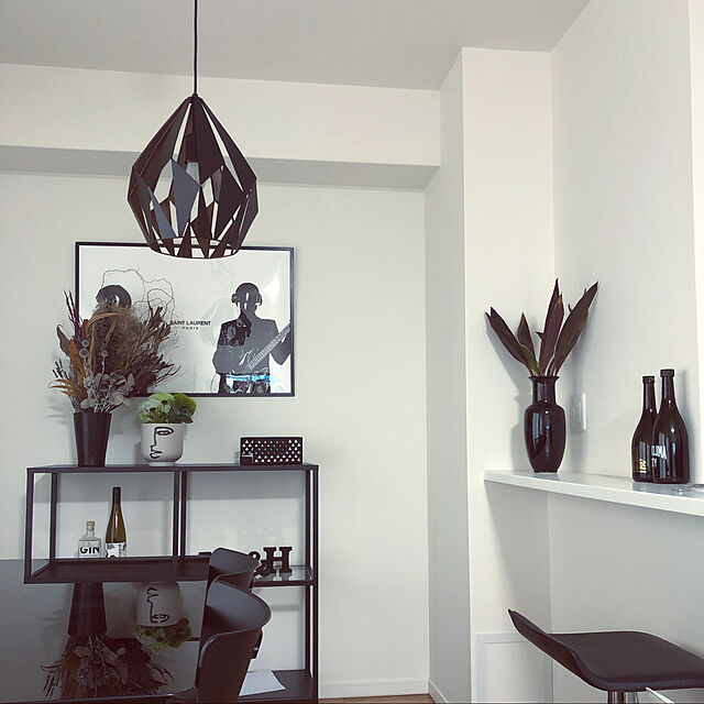 BIKI.の-【アウトレット】黒筒型花瓶（高さ30.7cm）の家具・インテリア写真