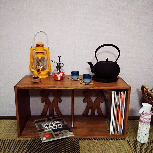 kurukuruの-まるで本物の灯(あか)りのよう レトロな風合いのLEDランタン〈ひまわりイエロー〉 フェリシモ FELISSIMOの家具・インテリア写真