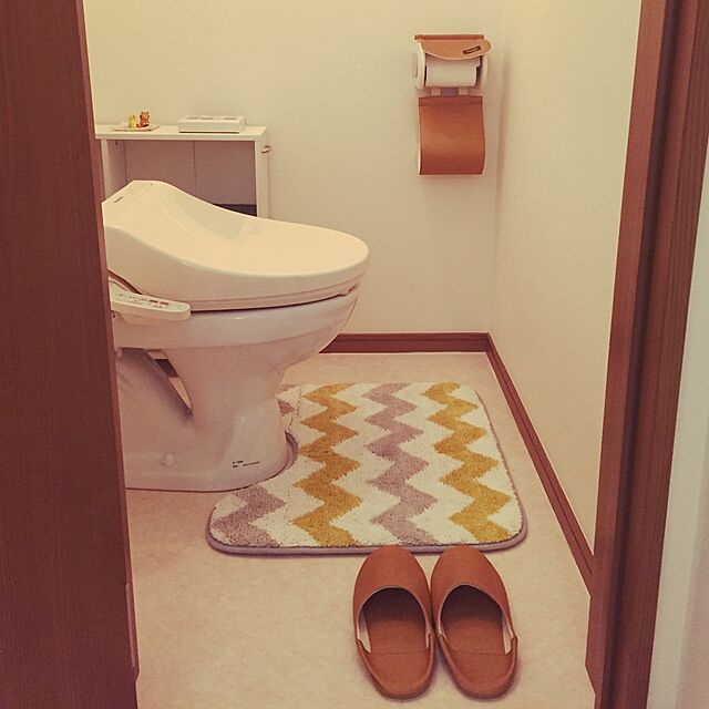 moooのオカ-最大2500円OFFクーポン配布中 【マット単品】 ふわふわクッションのトイレ（トイレパッド）　（zacca）の家具・インテリア写真