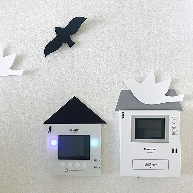 mikiの-umbra　ウォールバード【D】≪ホワイト・ブラック≫3サイズ　鳥　ウォールデコレーション【取寄せ品】の家具・インテリア写真