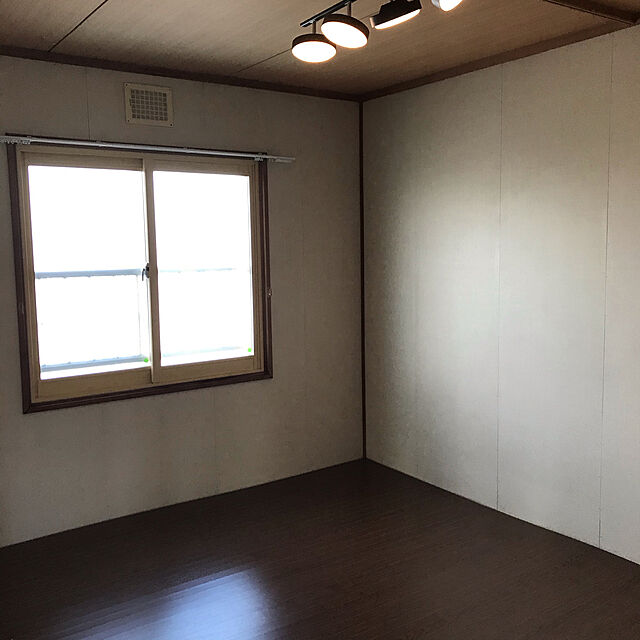 11235のニトリ-ウッドカーペット 江戸間6帖(クラウドMBR) の家具・インテリア写真