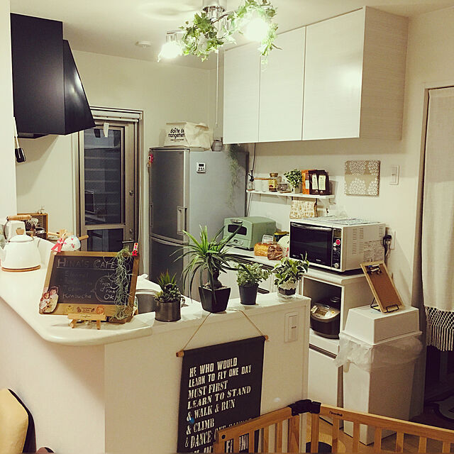 aipoのニトリ-キッチンカウンター(アルミナ2 140CT WH) の家具・インテリア写真