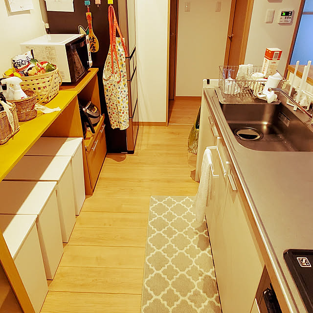 三角コーナー 三角コーナーいらず ゴミ箱 ごみ箱 ダストボックス スリム 生ごみ 生ゴミ おしゃれ シンク キッチン キッチングッズ おすすめ キッチン雑貨 白 ホワイト キッチン用品 台所収納 北欧 かわいい 山崎実業 ポリ袋エコホルダー L タワー Tower のレビュー