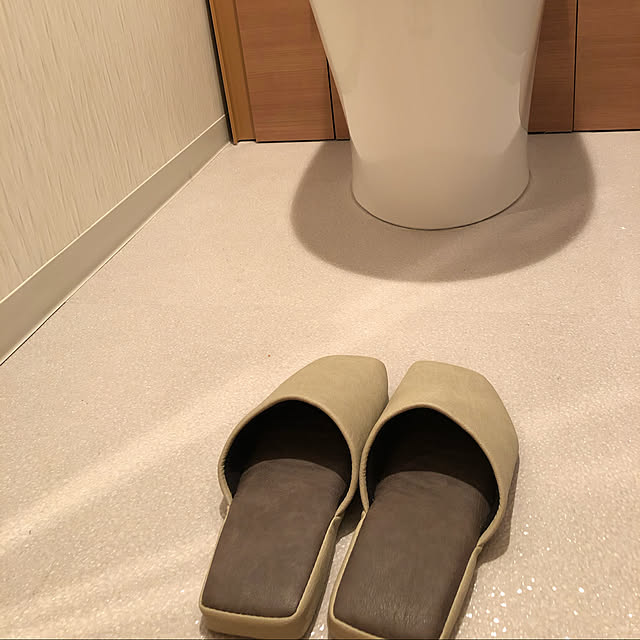 ベルメゾン 綺麗に揃えたくなるフェイクレザーのトイレスリッパ ライトベージュ トイレ スリッパ トイレスリッパ おしゃれ 便所 お手洗い スリッパ フェイクレザー ベージュ ブラウン 合成皮革 合皮 来客 清潔 合皮 モダン シンプル 人気 のレビュー クチコミ ベルメゾン 綺麗に揃えたくなるフェイクレザーのトイレスリッパ ライトベージュ トイレ スリッパ トイレスリッパ おしゃれ 便所 お手洗い スリッパ フェイクレザー ベージュ ブラウン 合成皮革 合皮 来客 清潔 合皮 モダン シンプル 人気 のレビュー クチコミ