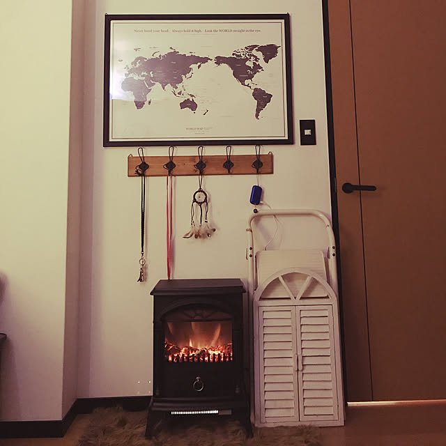 Minimal Map 国名と首都が分かる 大きな世界地図ポスター 白黒 ミニマルマップ 英語 かな A1サイズ のレビュー 口コミとして参考になる投稿2枚 Roomclip ルームクリップ