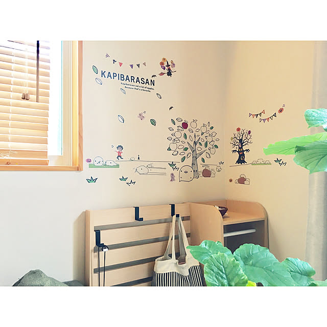 写真付きレビュー カピバラさん公式オリジナルグッズ りんごの木 ウォールステッカー 45 60cm Otona Kapibarasan 線画 シール 剥がせる壁紙 壁 ガラスの通販商品 口コミ情報 Roomclipショッピング