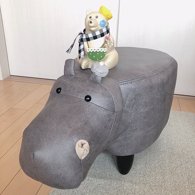 かばモチーフの スツール Paul ポール かわいい おしゃれ 座れる動物 カバ 動物スツールのレビュー クチコミとして参考になる投稿68枚 Roomclip Item