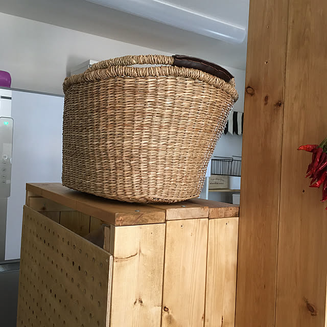 シーグラス製ハンドル付きオーバル型かごバスケット Vn バスケット 収納 おしゃれ かご 編み 小物入れ カゴ 収納 持ち手つき 天然素材 マリン ビーチ 西海岸 ナチュラル Elements エレメンツ のレビュー クチコミとして参考になる投稿8枚