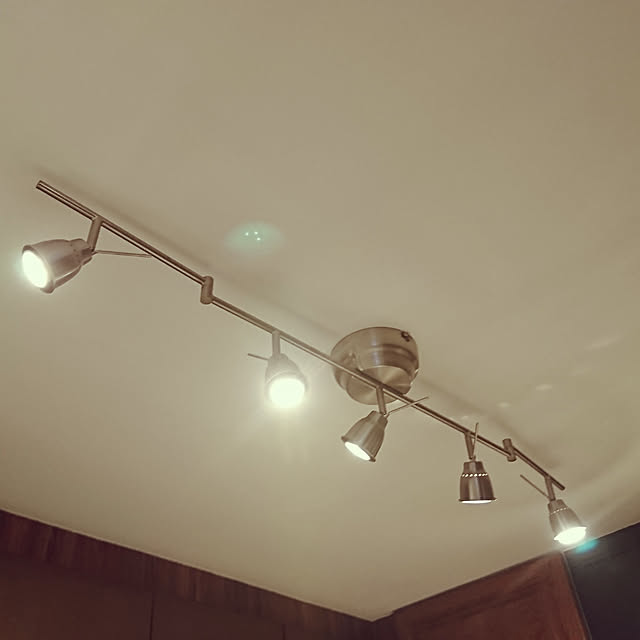 Ikea イケア シーリングスポットライト 5スポット ニッケルメッキ Tidig ティディグ ライト 照明器具 天井照明 シーリングライト 天井直付灯 おしゃれ シンプル 北欧 かわいいのレビュー クチコミとして参考になる投稿枚